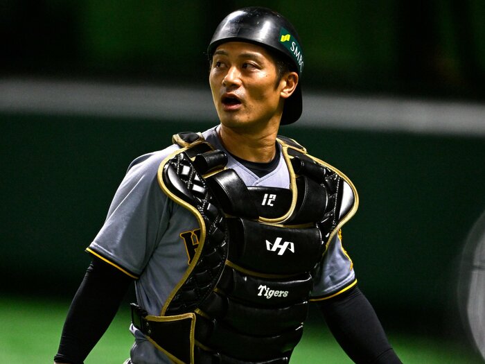 阪神・坂本誠志郎が明かす日本シリーズ“最大の誤算”「右打者への対策が足りなかった…」ソフトバンクに「キーマンはいない」発言のウラにあった思惑―2025年下半期読まれた記事＜Number Web＞ photograph by Nanae Suzuki