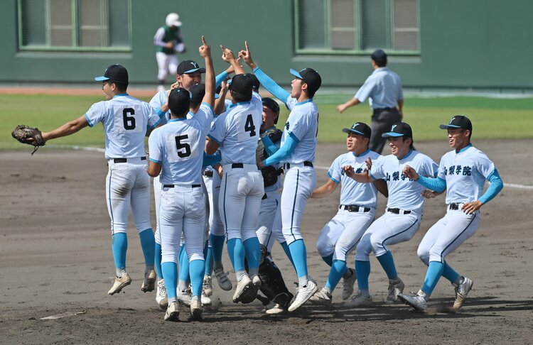 4／4）「勘違いしました」39歳でセンバツ制覇→山梨学院赴任も3年間