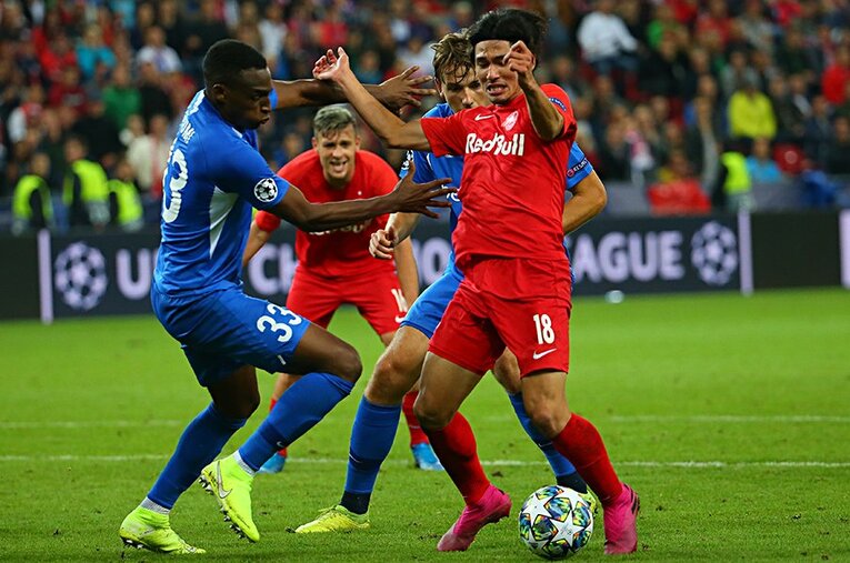 ザルツブルク所属6シーズン目となる南野拓実。自身初のCLは大勝という形で幕を開けた。 ／ photograph by Getty Images