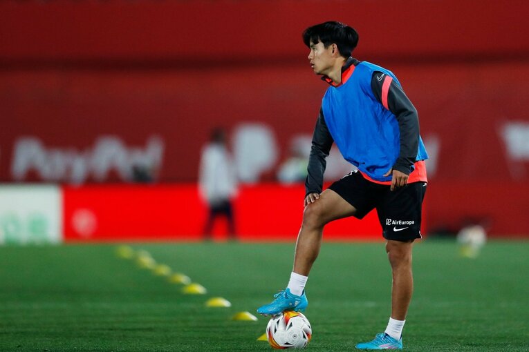 “クボが噛み合わない縦関係”に名手も同情？ 納得できない久保建英の表情、36歳ダビド・シルバの魔術〈撮影者の視点〉(3)