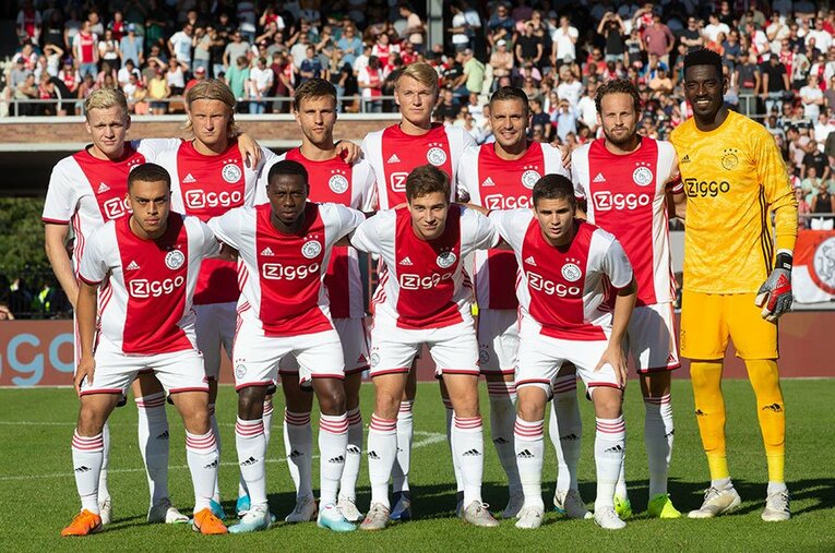 2018-19シーズンのCLベスト4で鮮烈な印象を残したアヤックス。主力2人が抜けた今季も躍進の予感が漂う。 ／ photograph by Getty Images