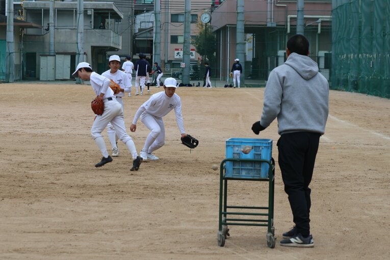 「古豪」市岡高校の練習風景　©Fumi Sawai