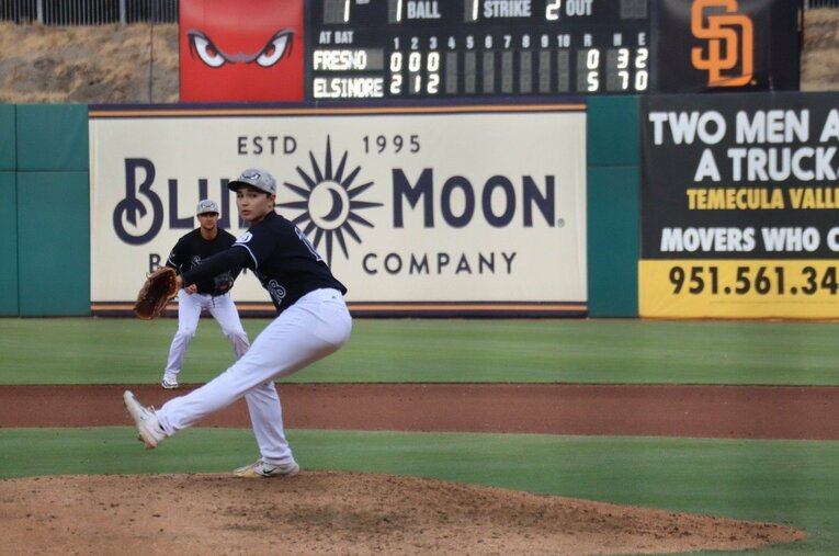 マイナーの実戦に登板するバルザー　©Yuki Yamada