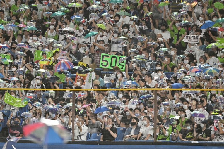 村上宗隆50号時の神宮球場　©Hideki Sugiyama