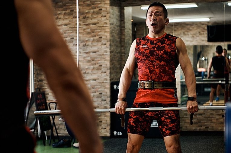 4月にオープンする『MUSCLE-WIN』でトレーニングを披露した永田克彦。47歳となった今もその肉体に衰えは感じさせない ／ photograph by  Ichisei Hiramatsu