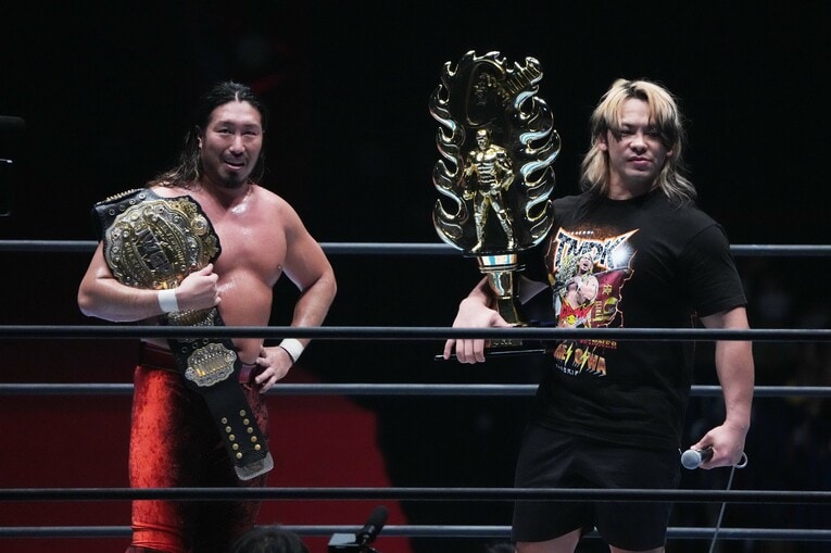 10月12日、両国国技館でIWGPヘビー級王座をかけて戦うことになった王者の辻陽太と、G1 CLIMAX優勝者で挑戦者の大岩陵平　©Essei Hara