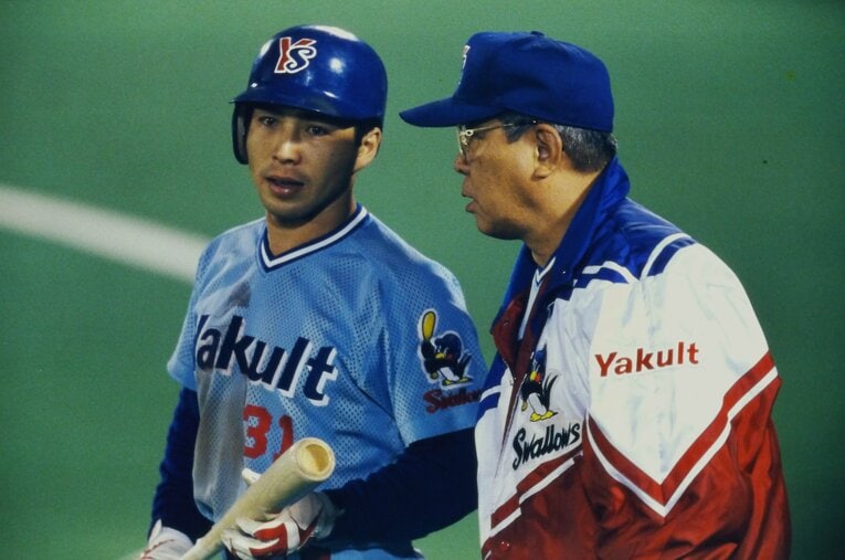 1997年日本シリーズ第2戦。このシリーズ全試合に1番センターで出場した真中満が野村克也監督から受けた影響は大きいという　©Hideki Sugiyama