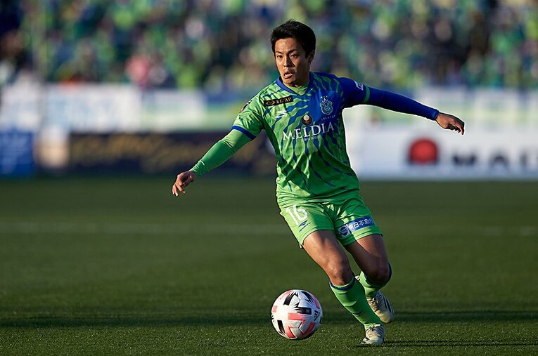 齊藤未月のハードワークは東京五輪世代でも屈指だ。ロシアの地でさらに磨かれるか ／ photograph by Getty Images