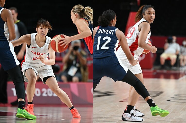 東藤（左）やオコエらに明確な役割を与えることで、その能力を最大限に発揮させた　©Naoya Sanuki/JMPA