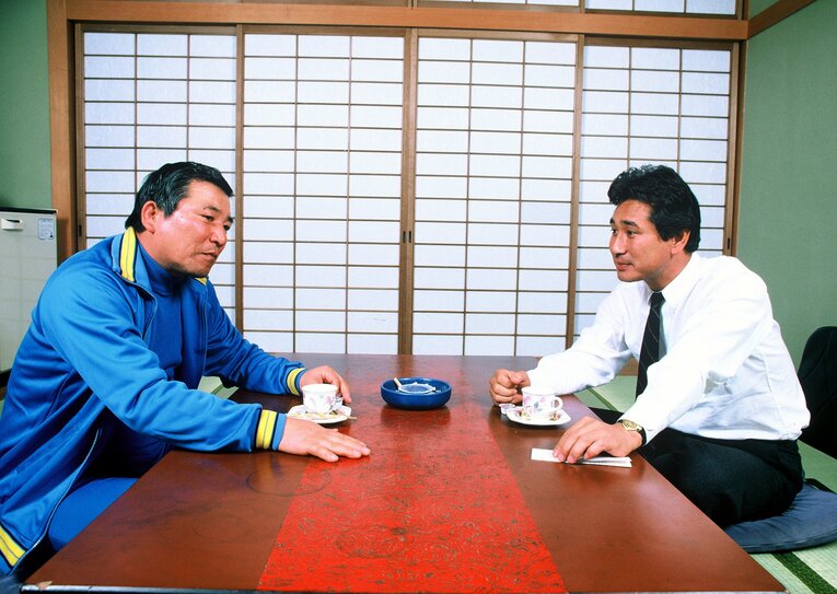 星野仙一と対談する森祇晶　©BUNGEISHUNJU