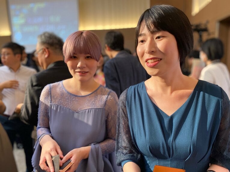 右は加藤女流二段。左は後述する磯谷祐維女流初段　©Noboru Tamaru