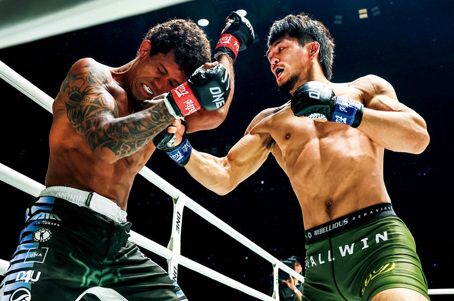 若松佑弥「新王者が貫く真の強さと上杉謙信の死生観」＜Number Web＞ photograph by ONE Championship Susumu Nagao