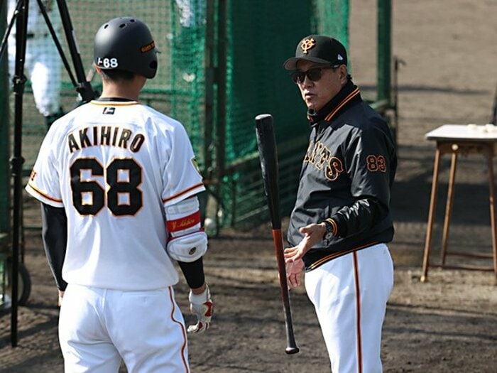原監督が今季巨人の疑問に答える…二塁手は? 梶谷隆幸の打順は? 新外国人選手や“身長2mルーキー”の評価は?<Number Web> photograph by JIJI PRESS