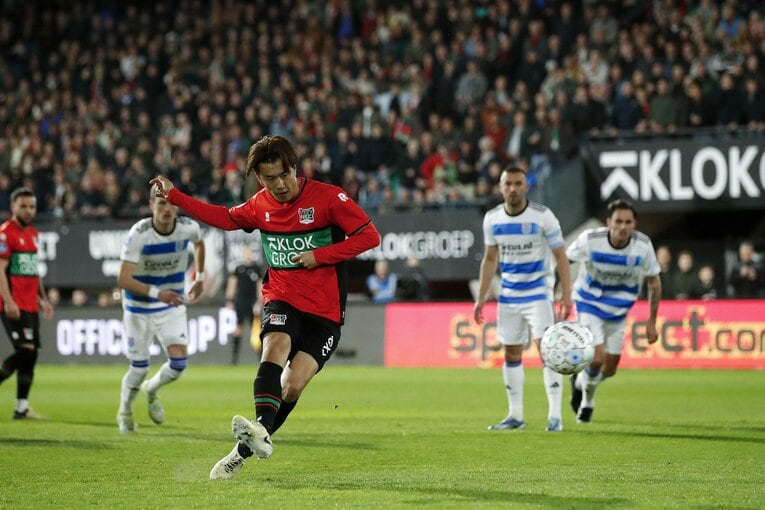 チーム内の信頼を勝ち取った小川航基　©︎Getty Images