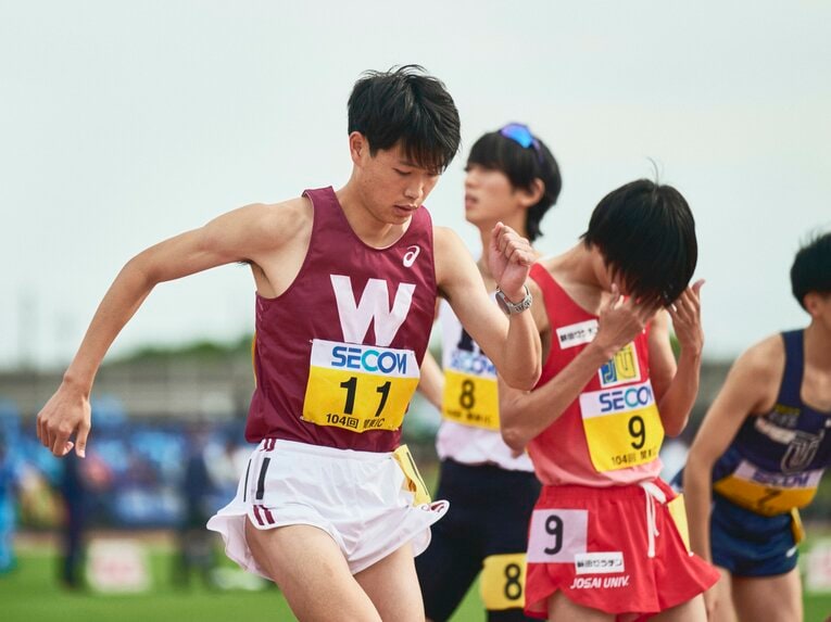 ルーキーながら関東インカレ5000mで日本人トップに輝いた鈴木　©Yuki Suenaga