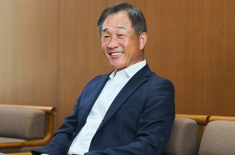 埼玉西武ライオンズの監督を今季限りで退任した辻発彦氏にインタビュー（後編） ／ photograph by Yuki Suenaga