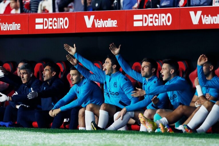 久保建英「脱臼ケガ明け緊急出場」を撮った…W杯へ頼もしい攻撃力と“激論”、気になるのは“ほぼ90分プレー時の疲労感”(13)