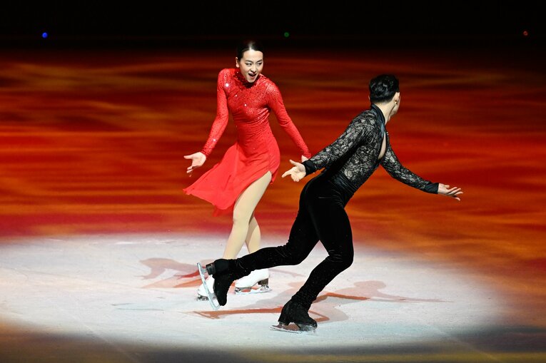 「母への永遠の愛を滑りたいな」浅田真央が明かすアイスショー『Everlasting33』に込めた“愛”「誰も見たことのない景色を届けたい」(71)