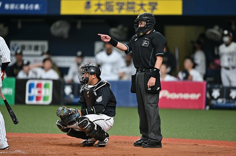 2022年の野球界は審判が注目されることが増えている ／ photograph by Hideki Sugiyama