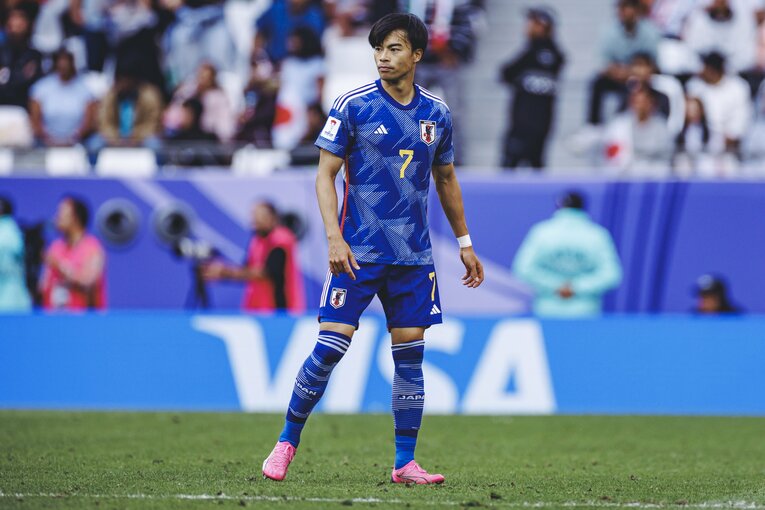 最後まで仕掛けつづけた三笘薫　©︎Kiichi Matsumoto