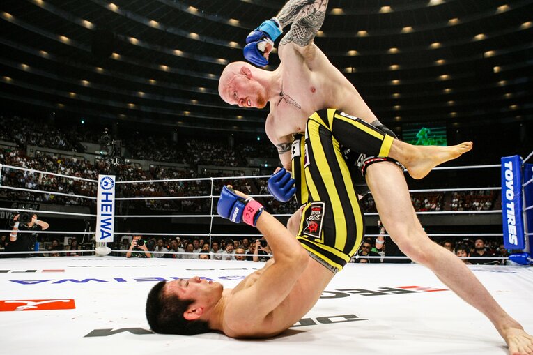 2008年7月21日、DREAMライト級グランプリ決勝。PRIDE時代に勝利したヨアキム・ハンセンと再戦　©Susumu Nagao