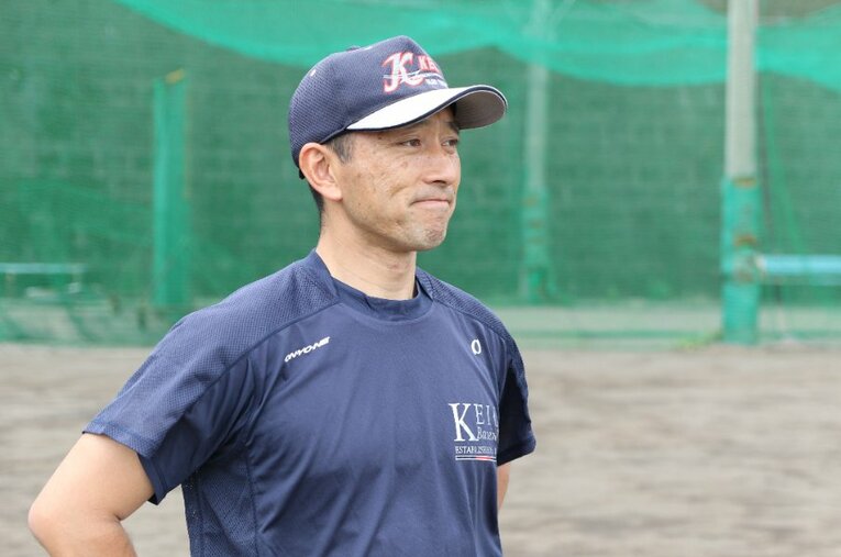 神奈川大会では東海大相模、横浜を打ち破り、甲子園出場を決めた慶應。そのチームを率いる森林貴彦監督の野球論をお届けする ／ photograph by Toyokan Shuppansha