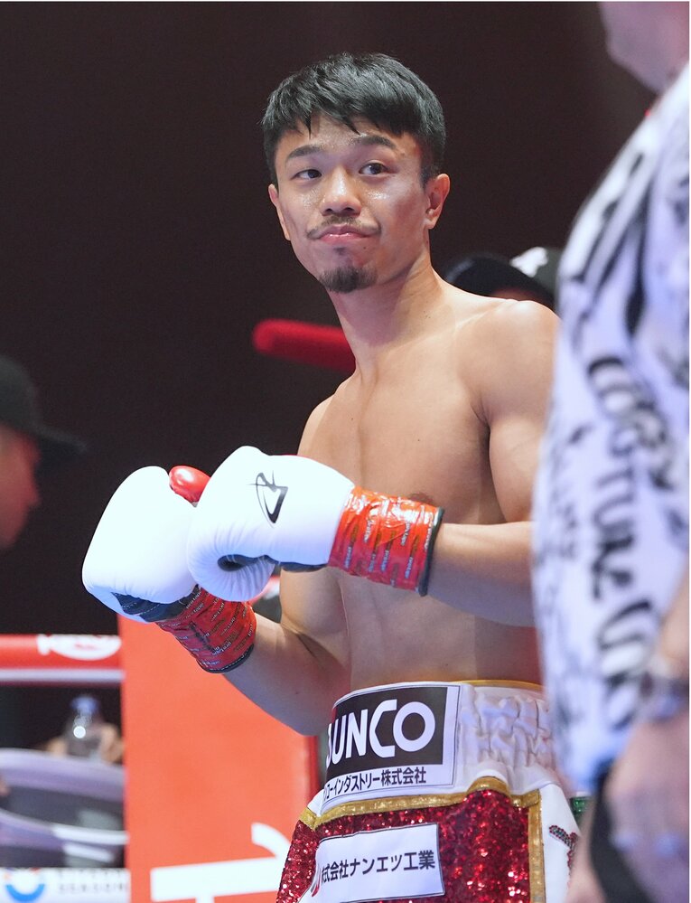 試合開始直前の中谷潤人　©Naoki Fukuda