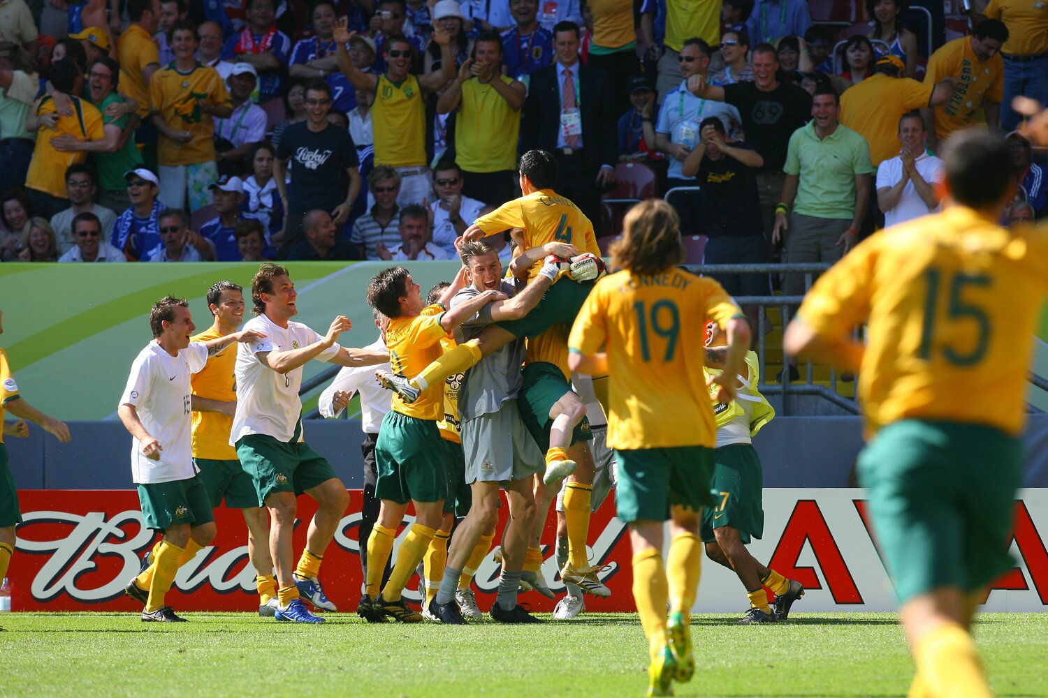 ドイツW杯のオーストラリア戦。試合終盤、“日本キラー”ティム・ケーヒルの2ゴールで逆転される　©JMPA