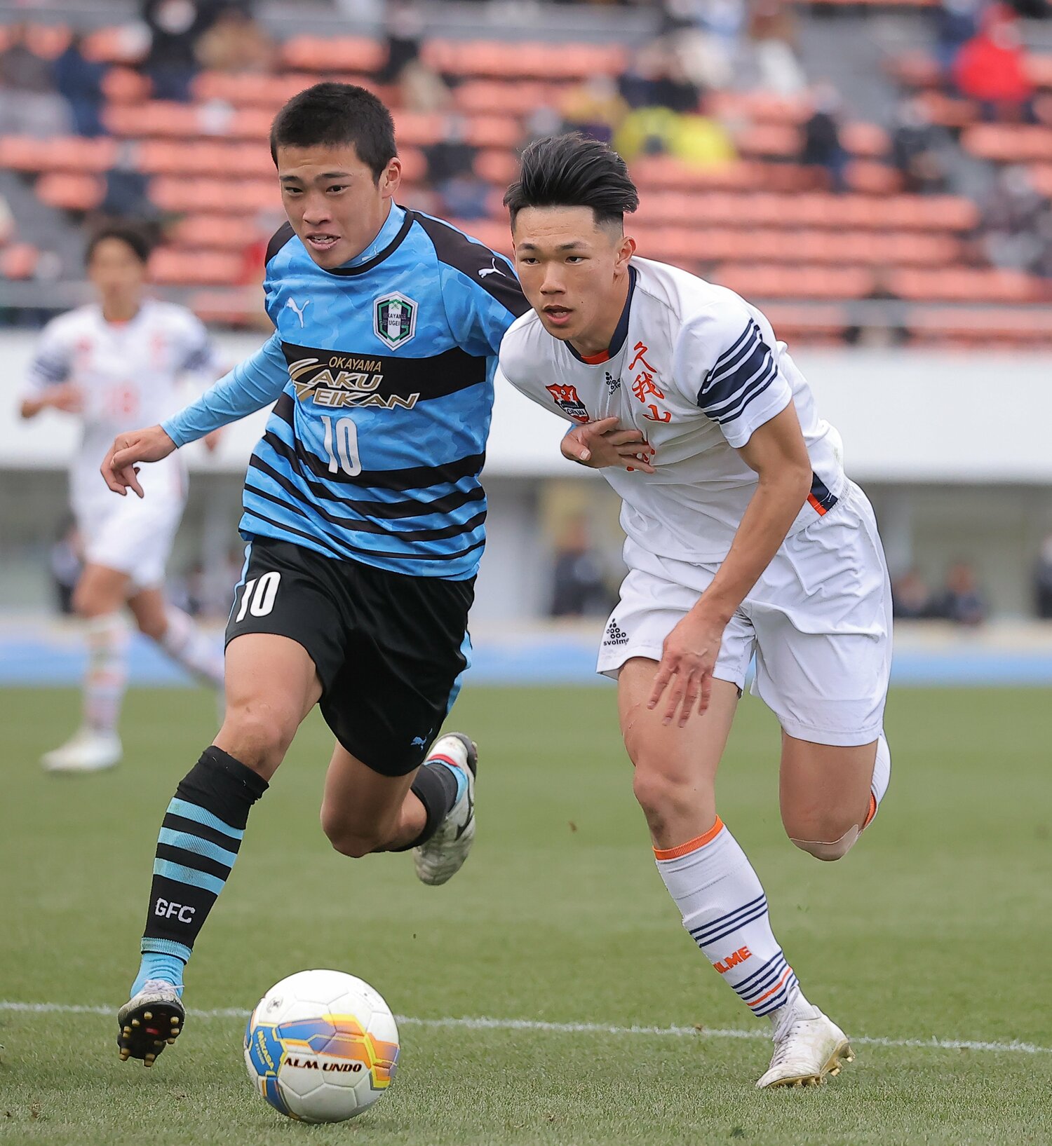 國學院久我山高校時代の塩貝。横浜FCジュニアユース時代は「落ちこぼれ」だった塩貝が、慶應大を経てオランダ1部へと異例のステップアップを遂げた　©Sankei Shimbun