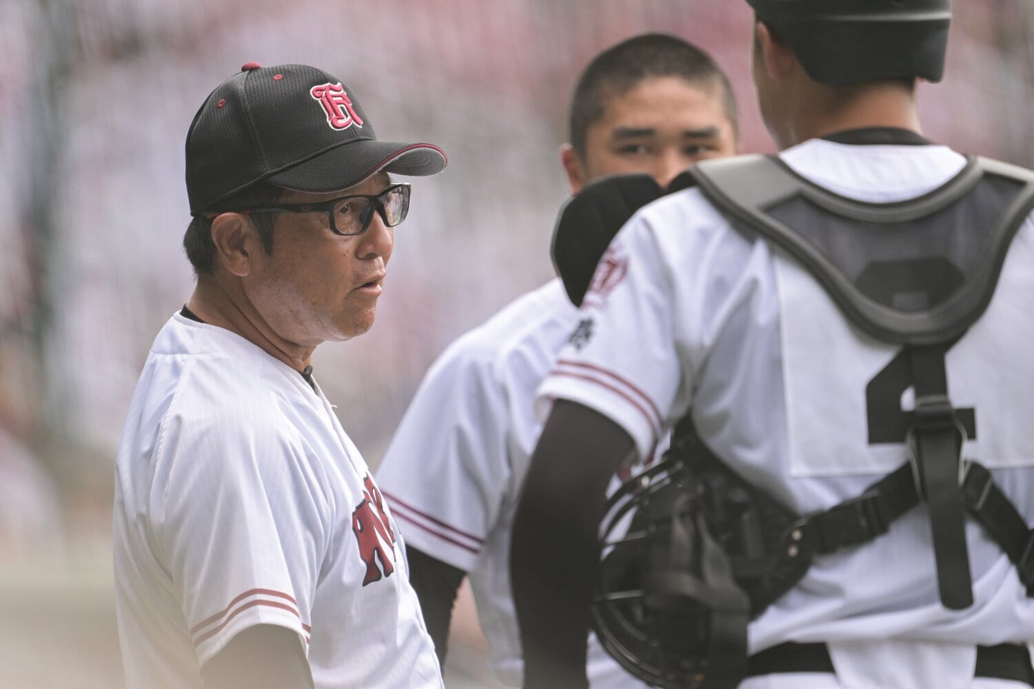 広陵高の中井監督（左）　©︎Nanae Suzuki