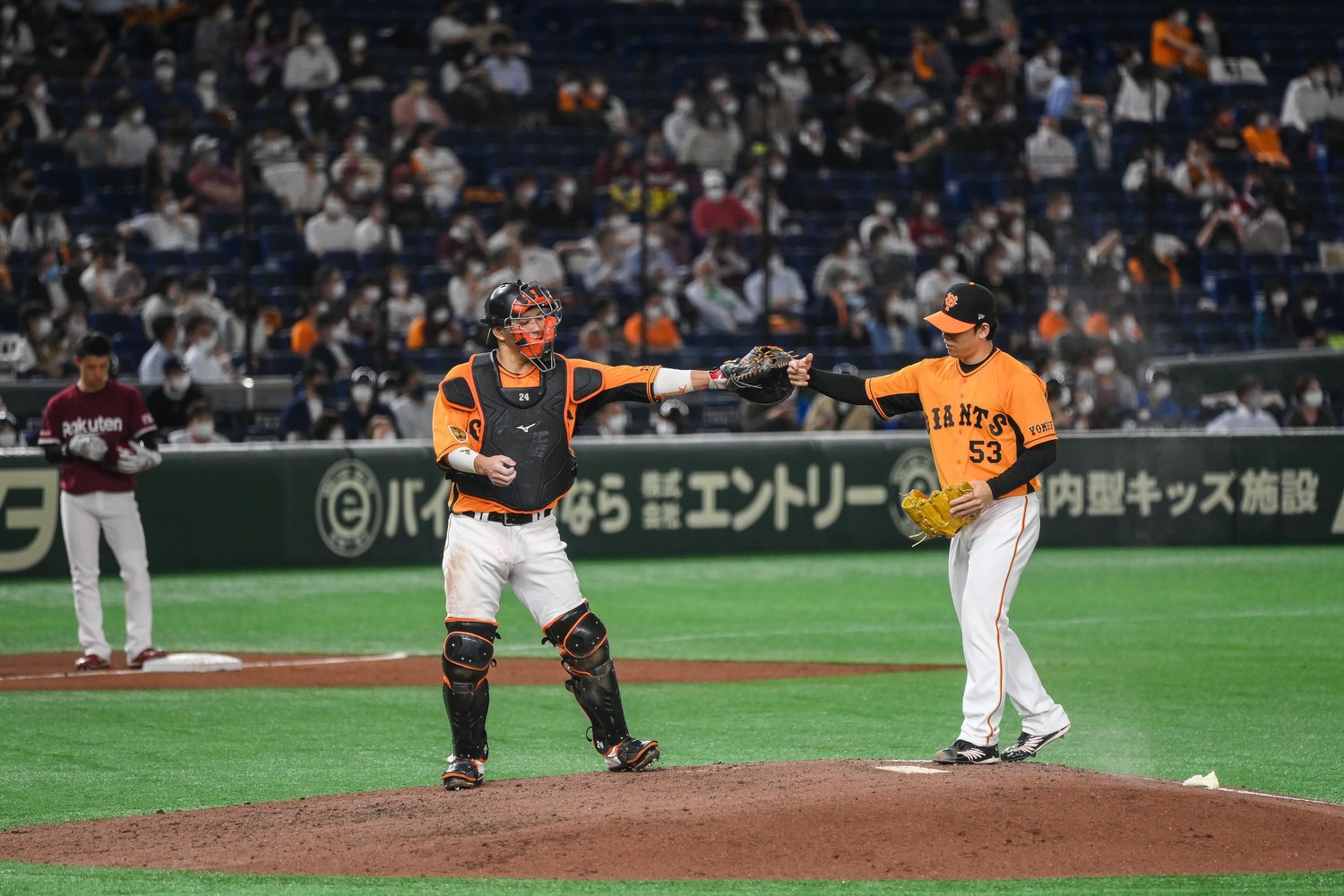 巨人は高梨雄平ら必死の継投策を敢行している©Hideki Sugiyama