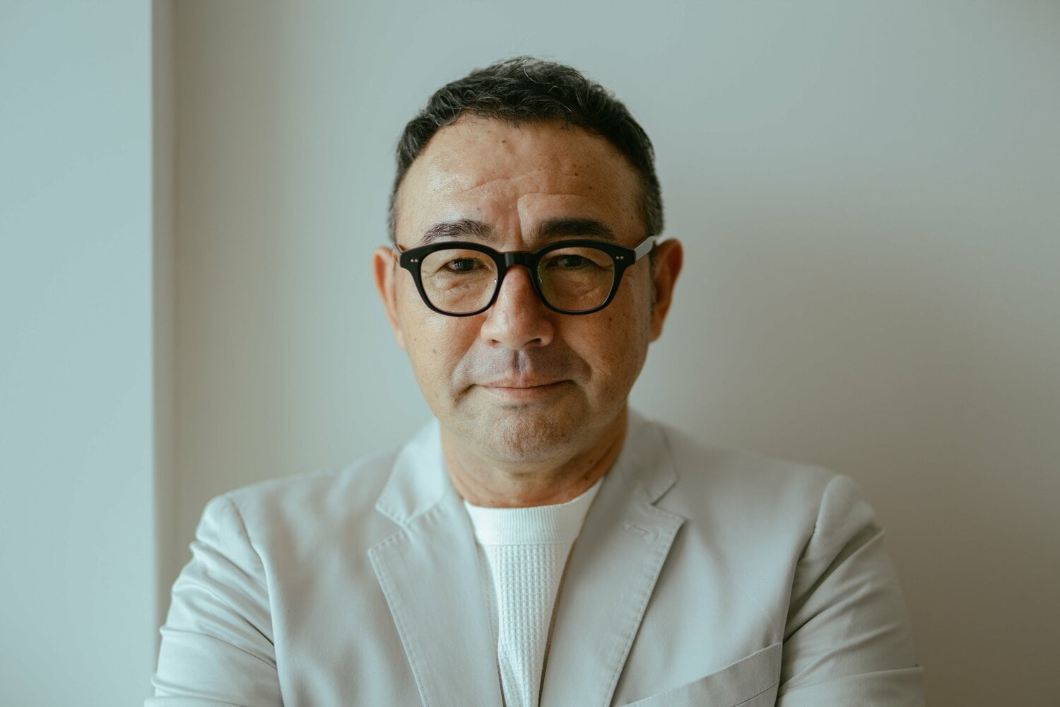 日本代表にエールを送る長谷川健太氏 ©Ichisei Hiramatsu