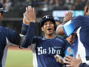桑原将志〈西武の新リードオフマン〉「僕はもう、正解だと思っています」桑原将志が語った、あえて「険しい道」を選んだ理由