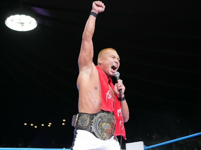 全日本プロレスに「猪木のテーマ」が流れた日…「全日本を乗っ取りにきた」中嶋勝彦が“闘魂スタイル”で伝統の三冠ベルトを手にした意味＜Number Web＞ photograph by Essei Hara