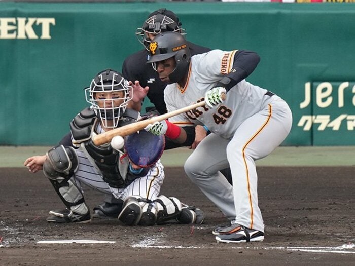 CS直前、《主力も全員バント練習》だけではない…巨人と阪神の明暗を分けた、原監督と矢野監督の“ゲームプランニングの差”とは＜Number Web＞ photograph by Sankei Shimbun