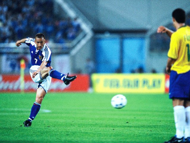 中田英寿はなぜマスコミに反発したのか？ 「天才ではない」男が覆した