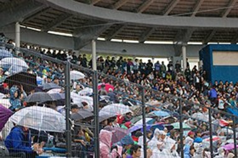 あいにくの雨天となったが、会場となった静岡・草薙球場には約1万人の観衆が詰めかけた。報道陣も約150人が訪れるなど、注目度は上がる一方だ。