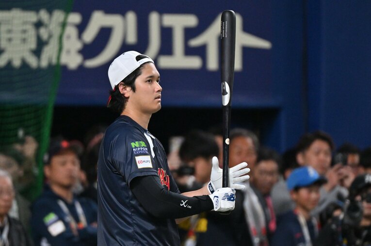 メジャーリーガーが試合に出られなかった2試合も、主役は「練習だけ」の大谷翔平だった ／ photograph by Hideki Sugiyama