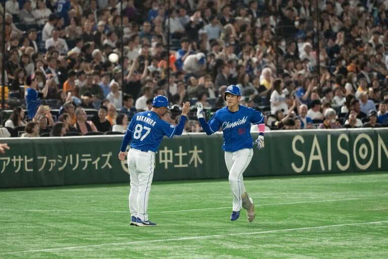 ソフトバンクから中日に移籍して2年目の今季、活躍を見せている上林誠知 ©Miki Fukano