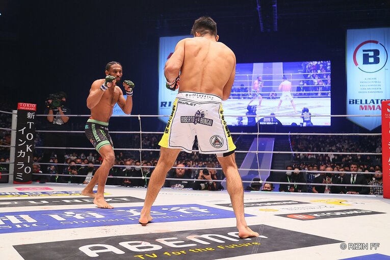 大将戦。ホベルト・サトシ・ソウザvs.AJ・マッキー　©RIZIN FF