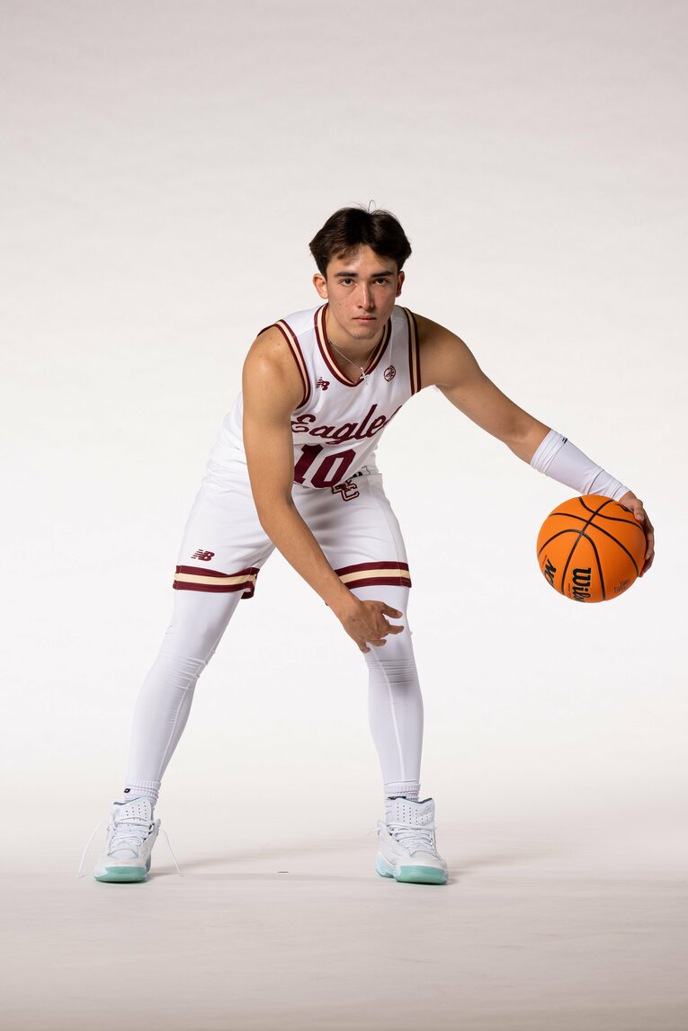 ボストン大でプレーするテーブス流河（20歳）　©︎Boston College Athletics