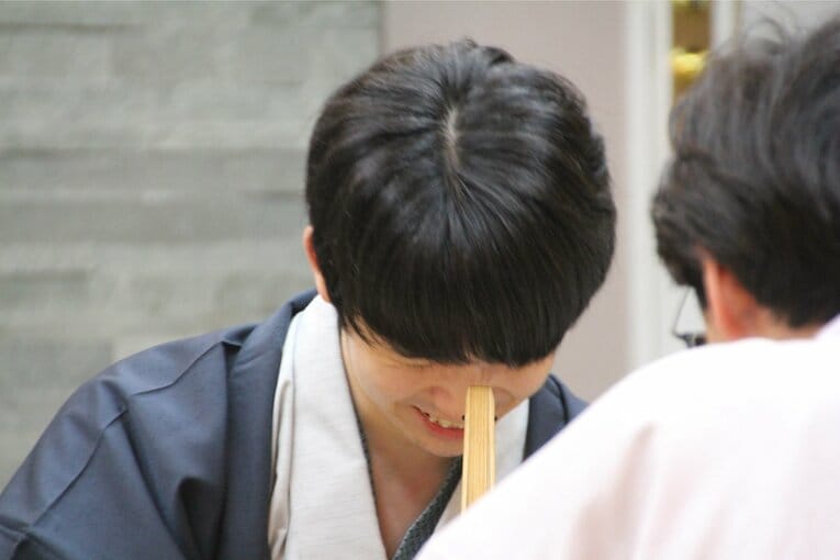 カド番に立たされた藤井八冠。悔しさと、気品ある振る舞い（全14枚中の11枚目）©NumberWeb