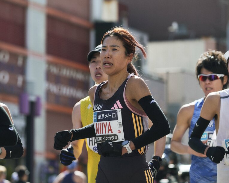 序盤から安定しないレースペースに翻弄された新谷　©Yuki Suenaga