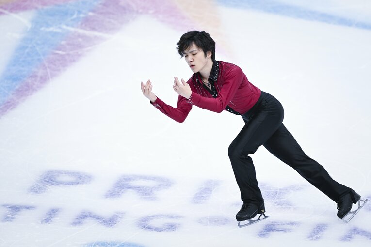 「昌磨のマジックを見せて！」世界王者・宇野昌磨を奮起させたランビエル・コーチの激励…300点超えに「スーパーエキサイティング」(15)