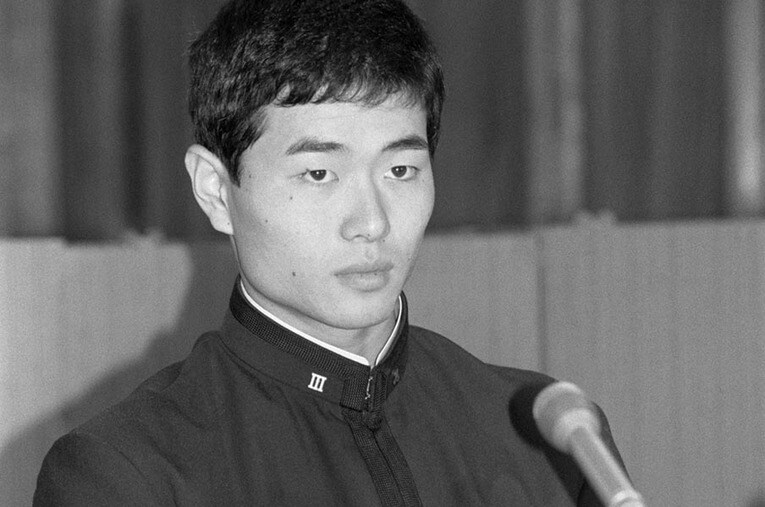 1985年ドラフト会議、巨人から1位指名された桑田真澄 ／ photograph by JIJI PRESS