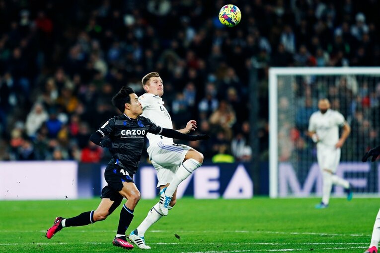 「クボのソックスに穴が！」バルサに続きマドリーも“久保建英が脅威”だった…現地撮影で感じた出色の貢献「クロースが苦虫を」(25)