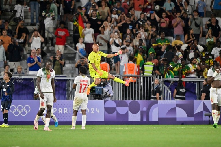 マリ戦でキッカーのPK失敗を誘発した小久保玲央ブライアン　©Takuya Nakachi/JMPA