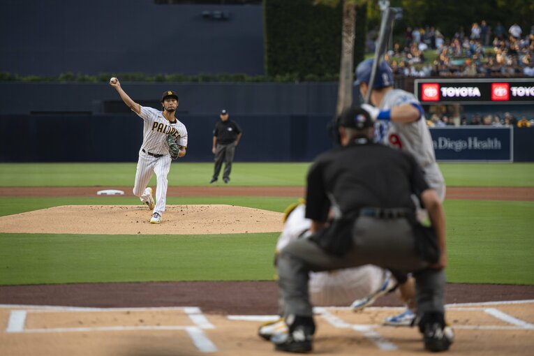 21日ドジャース戦で1500奪三振に到達したダルビッシュ　©Getty Images