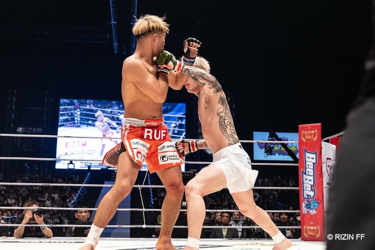 『RIZIN45.』平本蓮vs.YA-MAN　©RIZIN FF