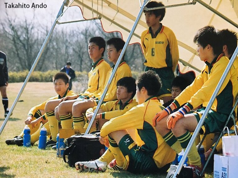 本田圭佑を象徴するプロ初ゴール。マラドーナに学んだ強烈な自己主張。(3)